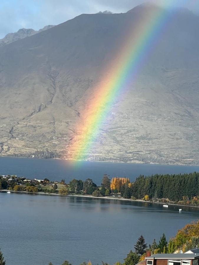 Spa, Mountains & Lake Квинстаун Экстерьер фото