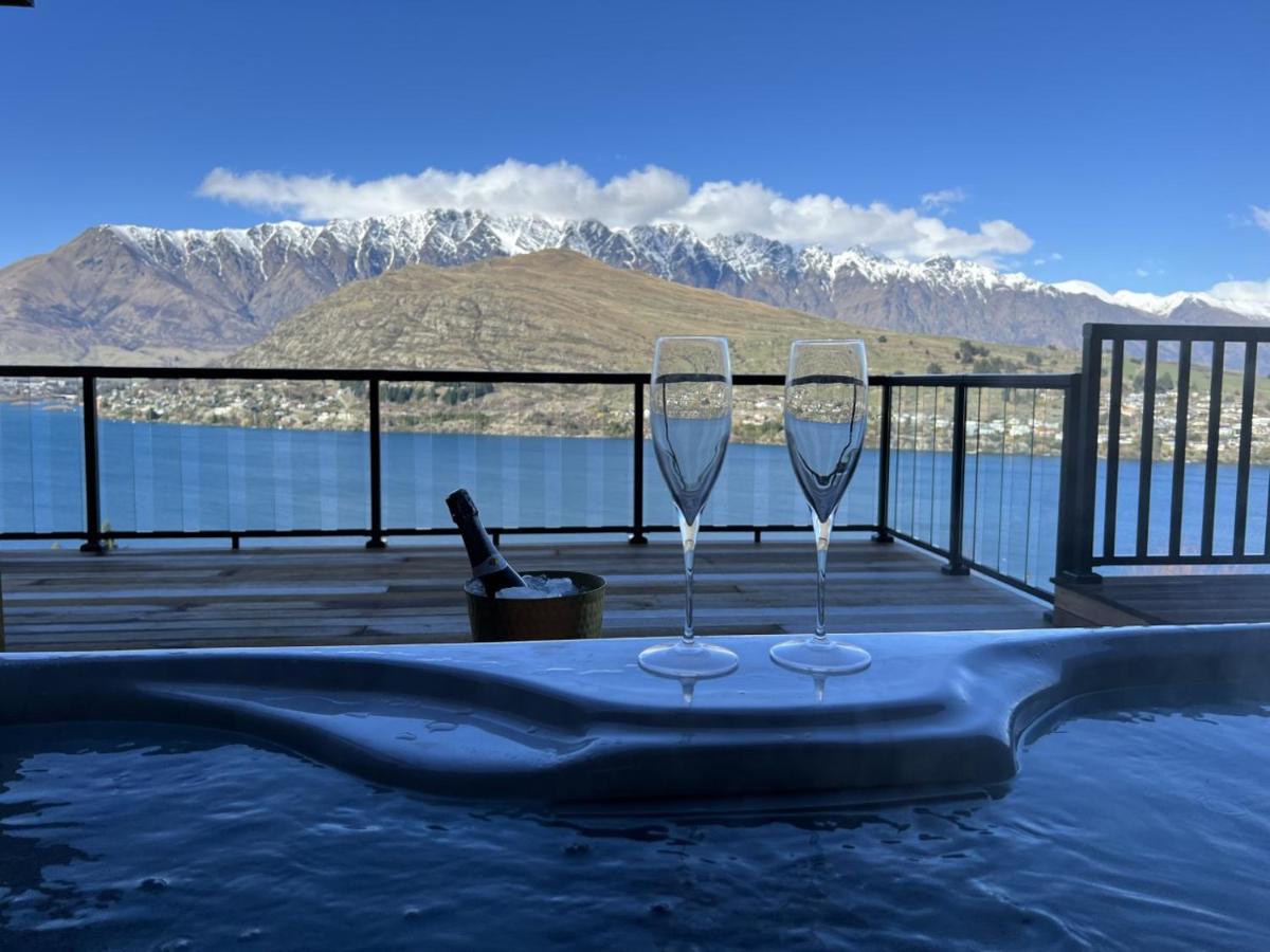 Spa, Mountains & Lake Квинстаун Экстерьер фото